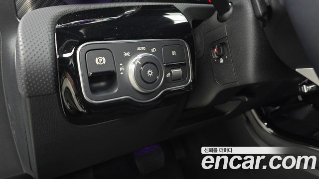 Mercedes-Benz A-Class 2024 — photo 23