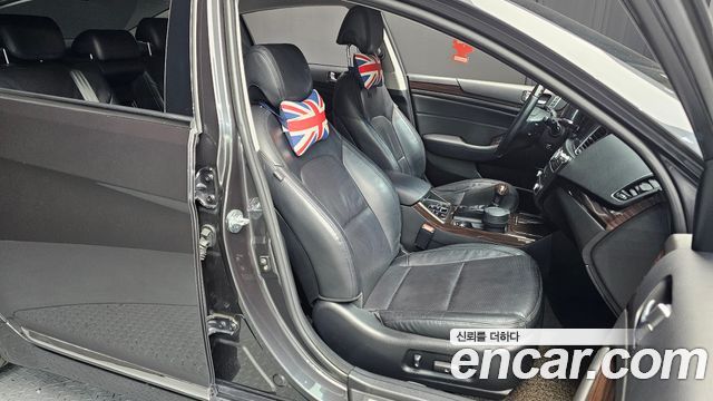 Kia K7 2016 — photo 12