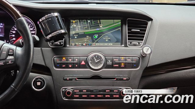 Kia K7 2016 — photo 20