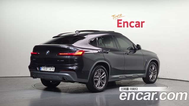 BMW X4 2021 — photo 2