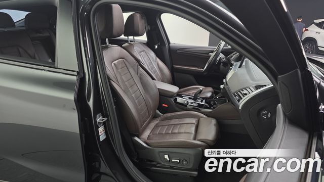 BMW X4 2021 — photo 18