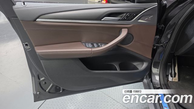BMW X4 2021 — photo 14