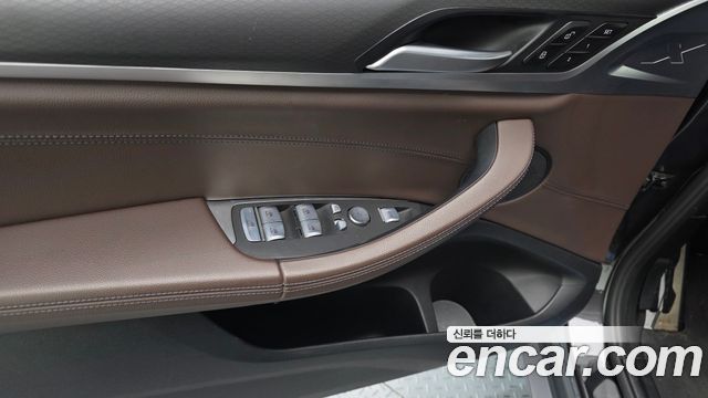 BMW X4 2021 — photo 27
