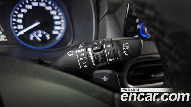 Hyundai Kona 2022 — photo 28