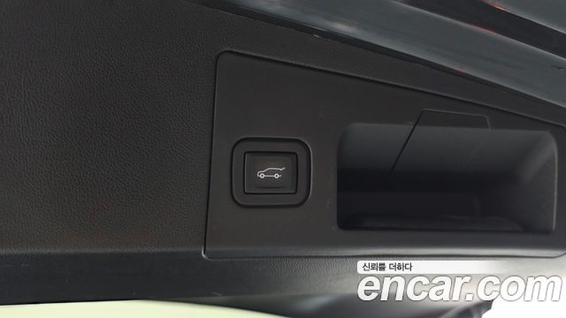 Cadillac XT5 2020 — photo 24