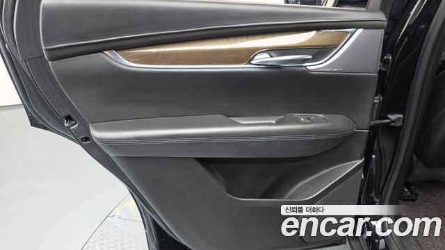 Cadillac XT5 2020 — photo 15