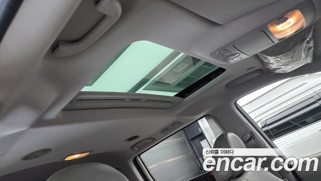 Kia Canival 2014 — photo 21