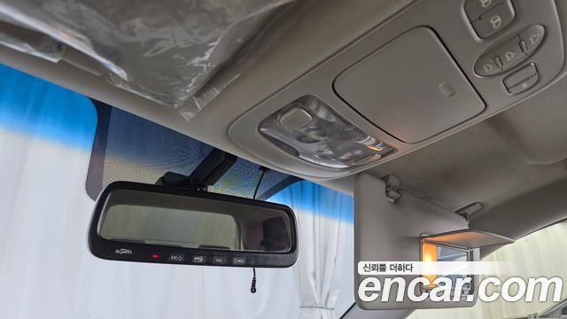 Kia Canival 2014 — photo 23