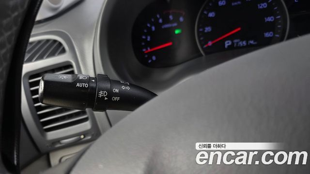 Kia Canival 2014 — photo 25
