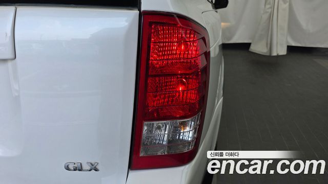 Kia Canival 2014 — photo 9