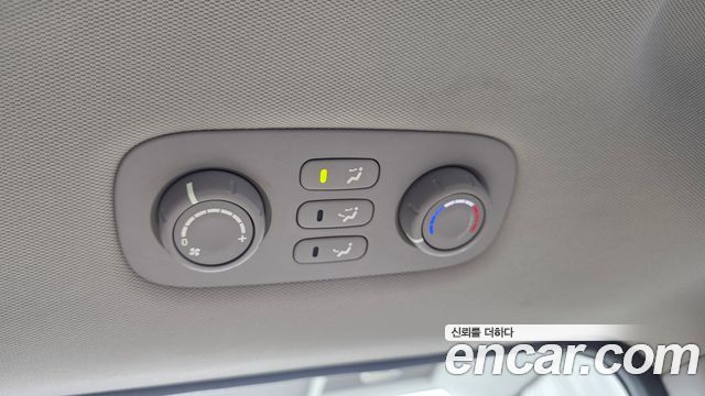 Kia Canival 2014 — photo 30