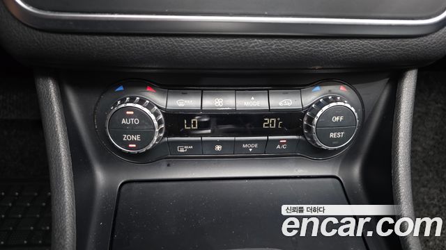 Mercedes-Benz GLA-Class 2015 — photo 12