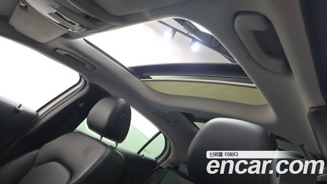 Mercedes-Benz GLA-Class 2015 — photo 17