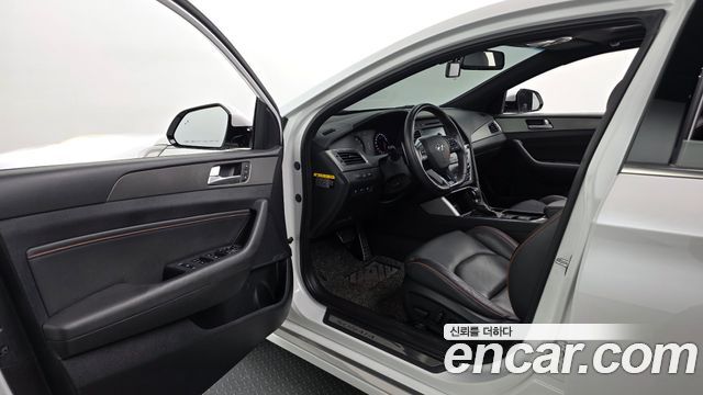 Hyundai Sonata 2016 — photo 10