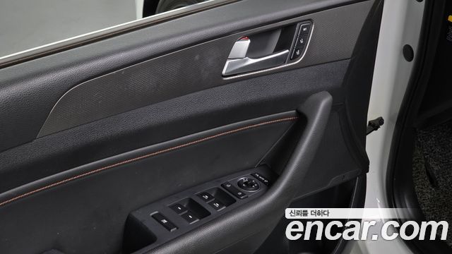 Hyundai Sonata 2016 — photo 16