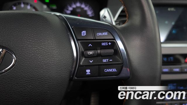 Hyundai Sonata 2016 — photo 17