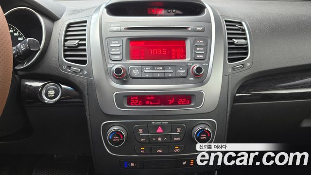Kia Sorento 2014 — photo 18
