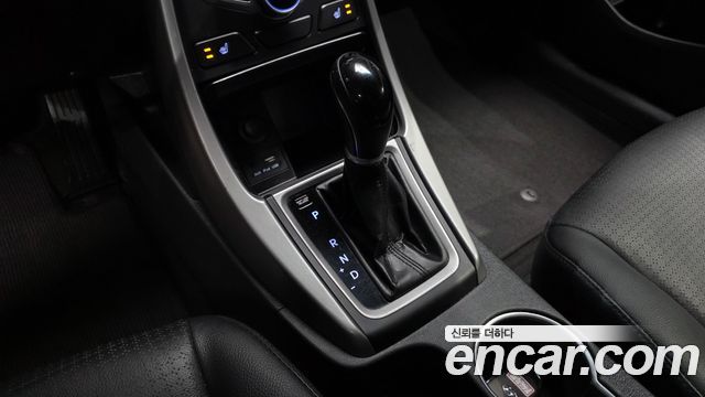 Hyundai AVANTE 2014 — photo 9