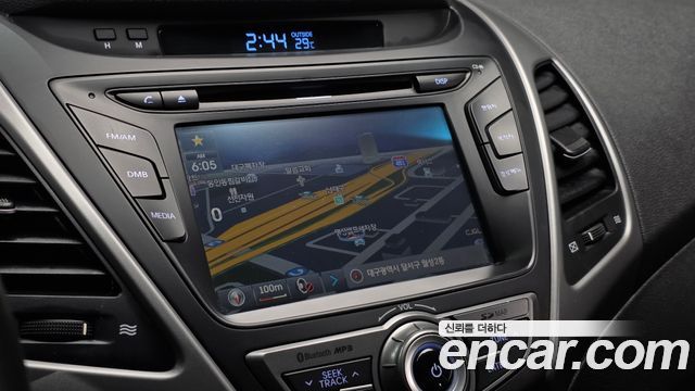 Hyundai AVANTE 2014 — photo 13