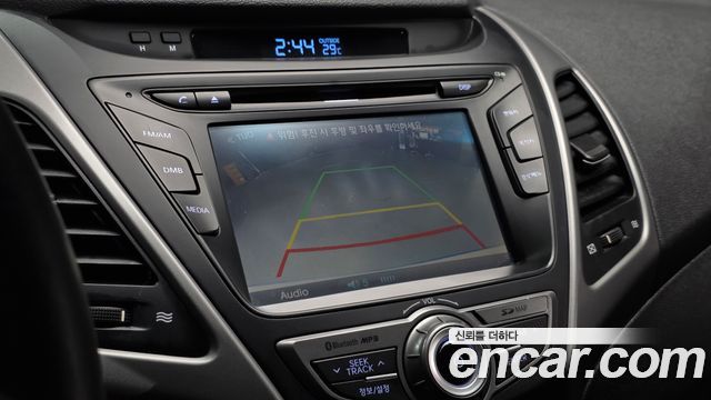Hyundai AVANTE 2014 — photo 14