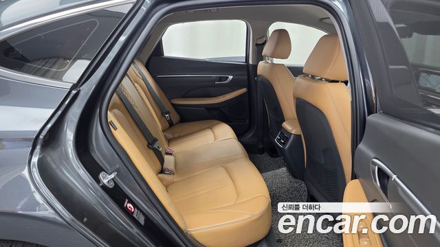 Hyundai Sonata 2023 — photo 12