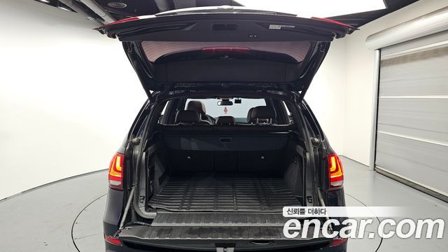 BMW X5 2018 — photo 20