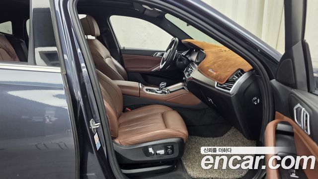 BMW X6 2022 — photo 17