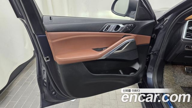 BMW X6 2022 — photo 14