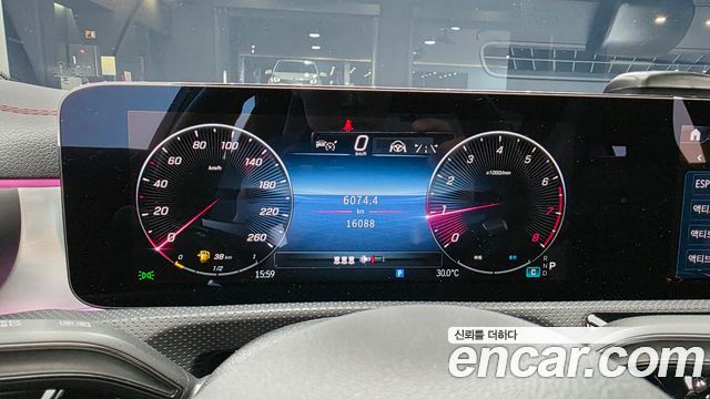 Mercedes-Benz CLA-Class 2024 — photo 11