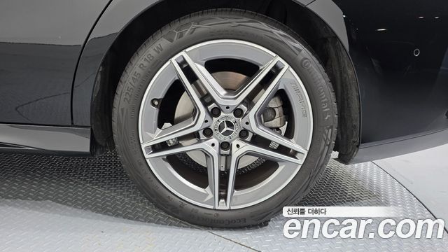Mercedes-Benz CLA-Class 2024 — photo 7