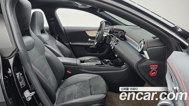 Mercedes-Benz CLA-Class 2024 — photo 16