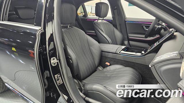 Mercedes-Benz S-Class 2024 — photo 18