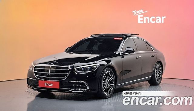 Mercedes-Benz S-Class 2024 — photo 1