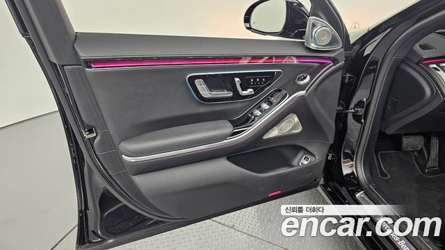 Mercedes-Benz S-Class 2024 — photo 14