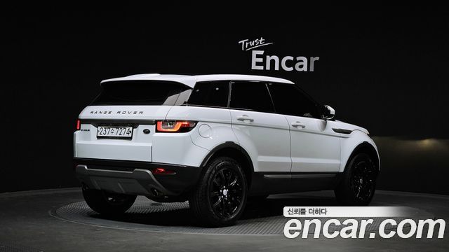 Land Rover Range Rover Evoque 2018 — photo 2