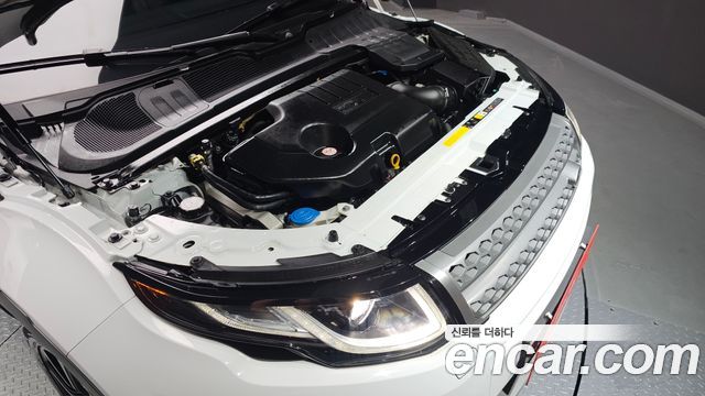 Land Rover Range Rover Evoque 2018 — photo 6