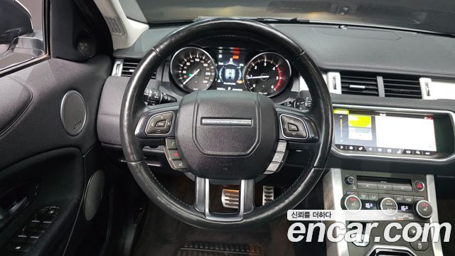 Land Rover Range Rover Evoque 2018 — photo 13