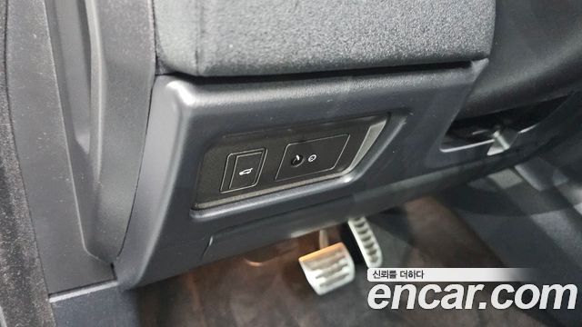 Land Rover Range Rover Evoque 2018 — photo 16