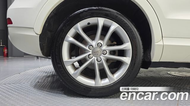 Audi Q3 2014 — photo 5
