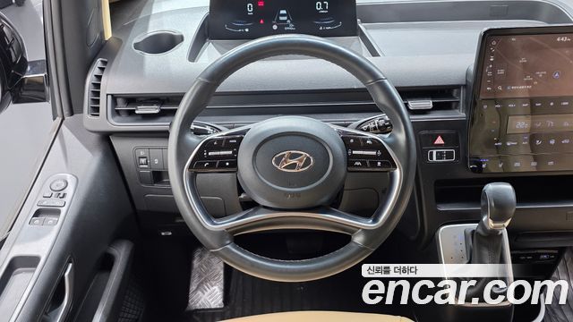 Hyundai Staria 2022 — photo 19