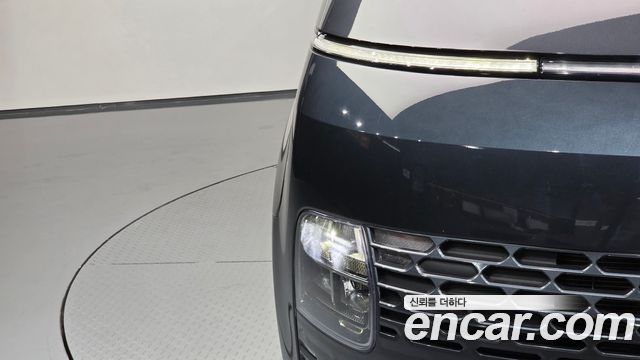 Hyundai Staria 2022 — photo 8