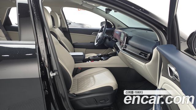 Kia Sportage 2022 — photo 16