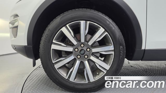 Land Rover Discovery Sport 2018 — photo 5