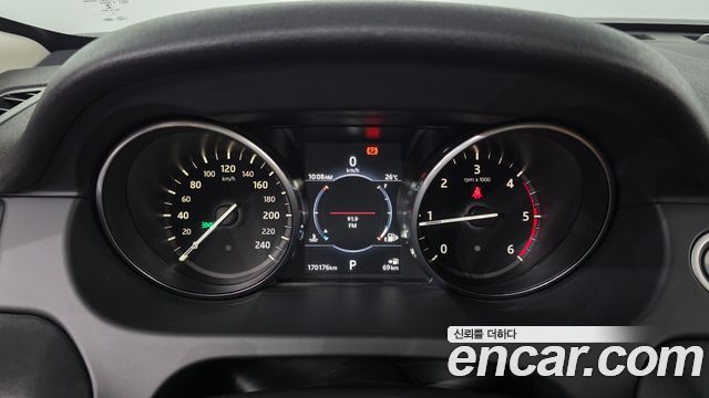 Land Rover Discovery Sport 2018 — photo 8
