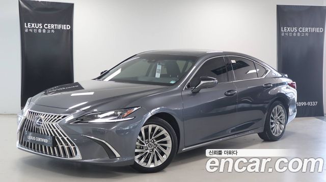 Lexus ES 2026 — photo 1