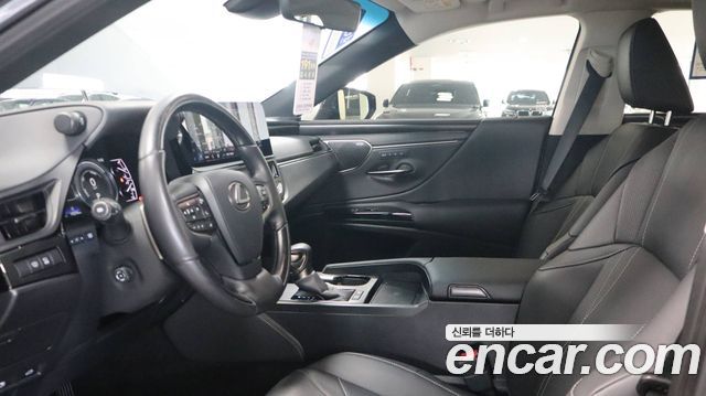 Lexus ES 2026 — photo 10