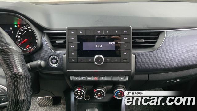 Renault Korea XM3 2020 — photo 19