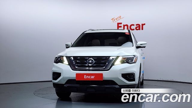 Nissan Pathfinder 2017 — photo 3