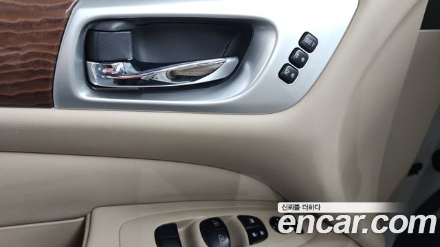 Nissan Pathfinder 2017 — photo 34