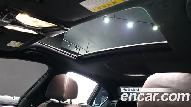 BMW 7-Series 2016 — photo 19